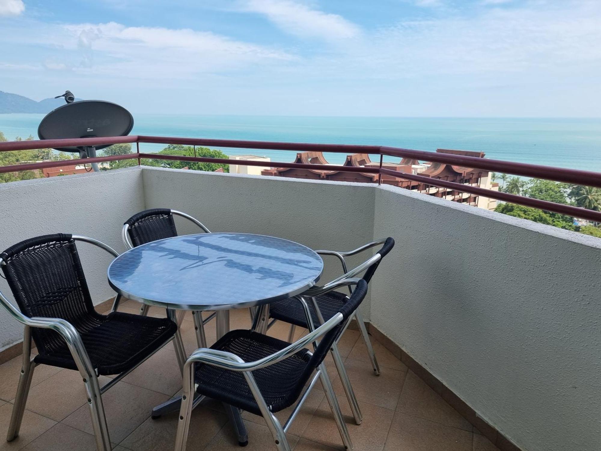 Aloka Seaview Apartment Batu Ferringhi Kültér fotó